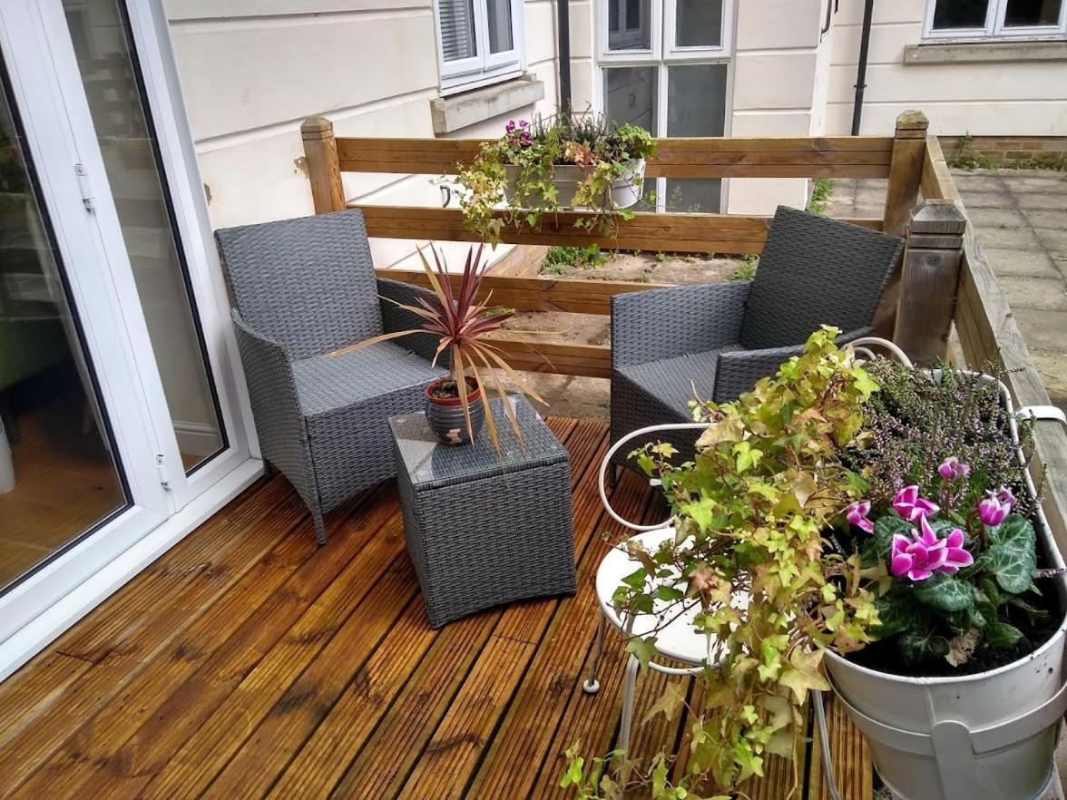 Three Bedroom Apartment By Beautiful Park Londres Exterior foto